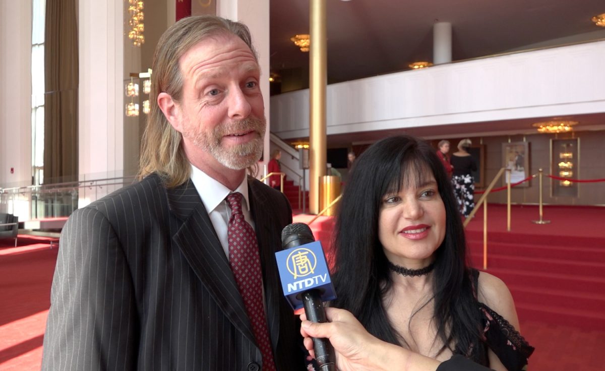 Voice Over Artist Says Shen Yun Touches Your Heart And Soul