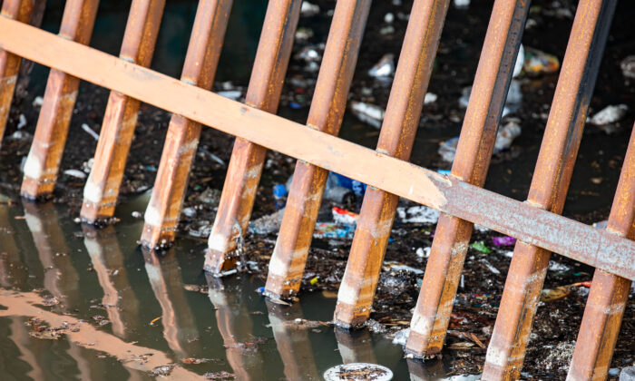 Beach Bummer Los Angeles Health Officials Warn Of Elevated Bacteria In