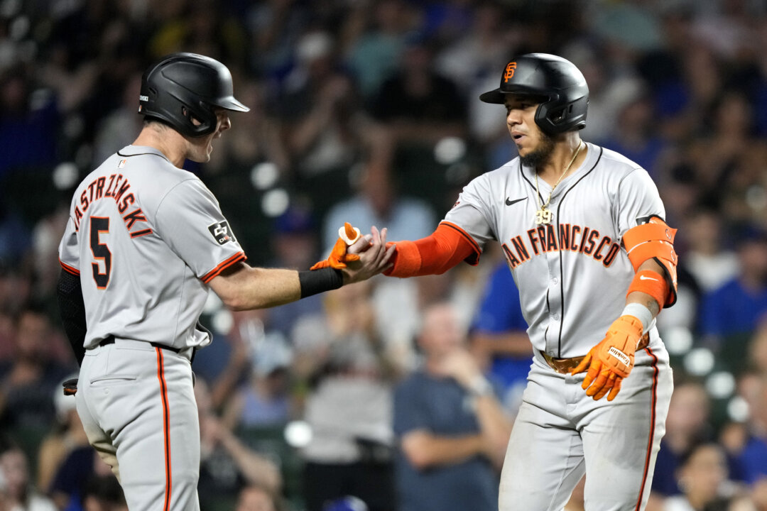 Estradas Run Homer In Ninth Gives Giants Dramatic Victory Over Cubs