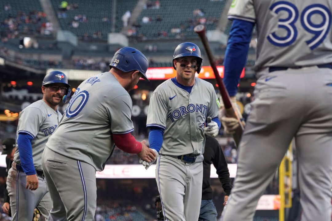 Clement Leads Way As Blue Jays Bats Awaken In Win Over Giants The