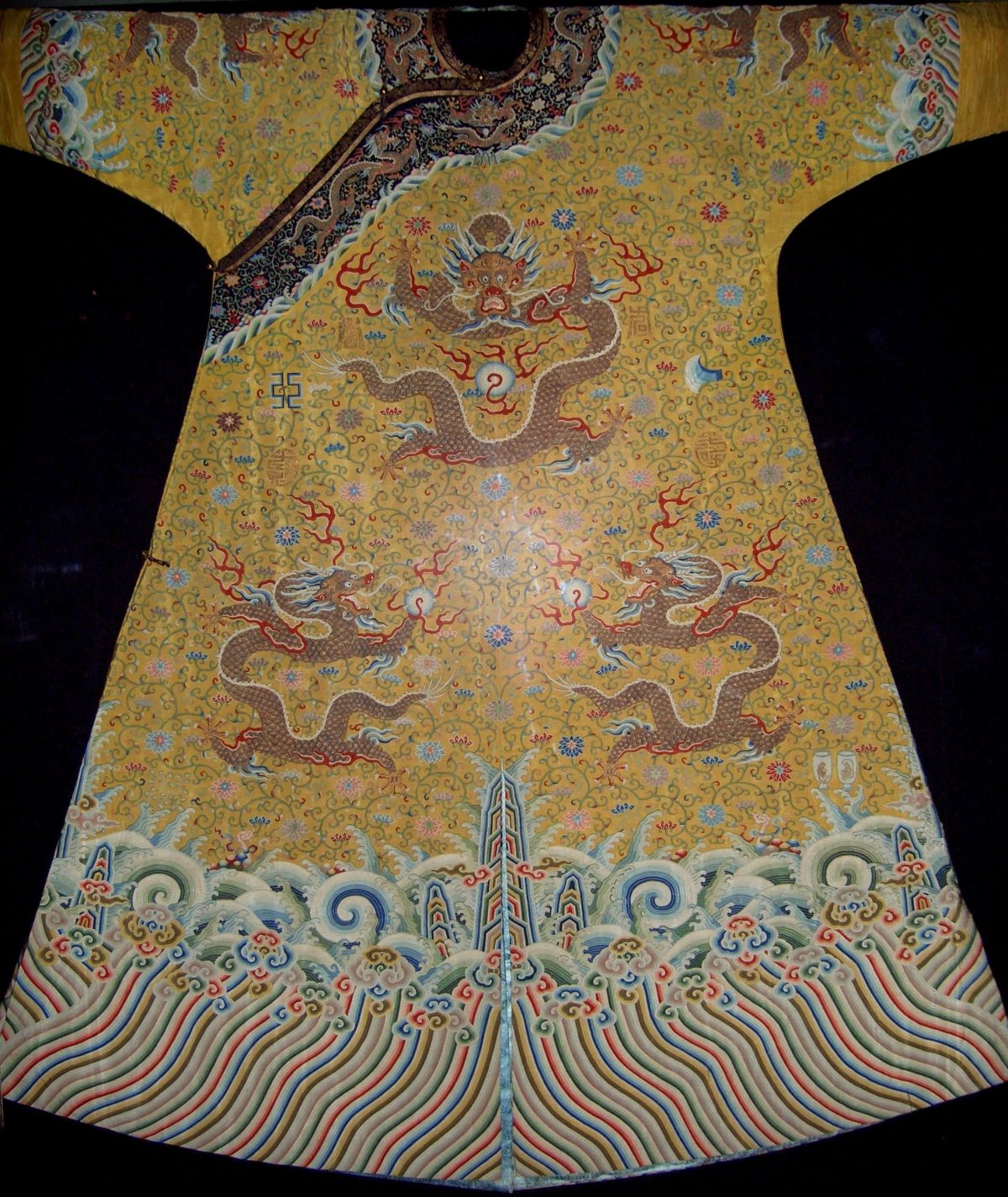 Dragon nrobe-Qianlong