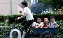 Police Threaten a Chinese Couple: Your Baby or Your Job, Party Membership