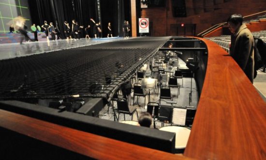 Calgary Group Urges Government To Reinstate Shen Yun Shows