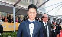 Stars Favor Blue at the 19th Annual SAG Awards