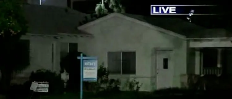A vacant house in Northridge, Calif., one of a few locations abductors are believed to have brought a 10-year-old girl who was found and returned to her family Wednesday, shown in a KTLA broadcast. (Screenshot via The Epoch Times)