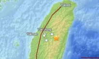 6.1 Taiwan Quake Sways Buildings