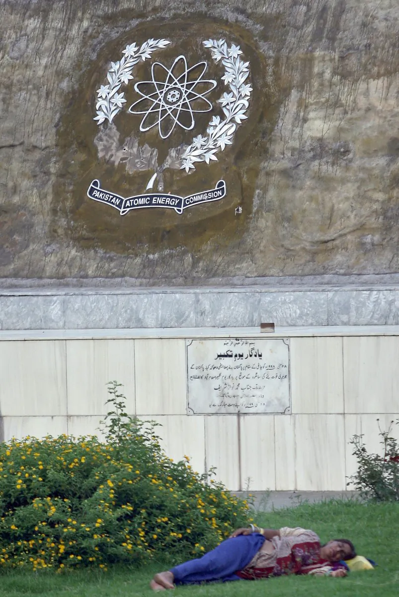 A replica of Chaghi mountain where Pakistan held its first nuclear explosive tests, in Islamabad, 24 July 2006. Pakistani authorities have recently agreed for the Chinese regime to build them another nuclear reactor, in violation of international guidelines. (Farooq Naeema/AFP/Getty Images)
