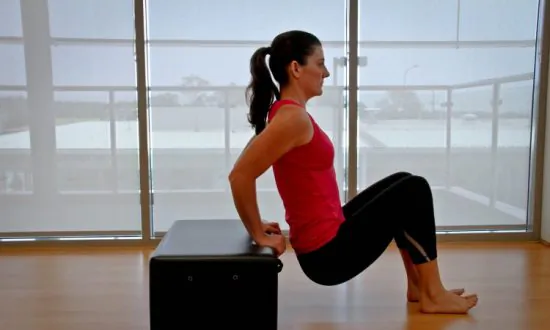 How to Do Tricep Dips