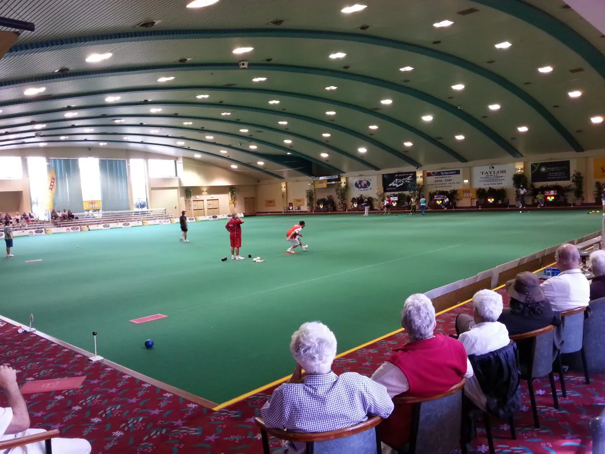 Theatre of Dreams … Ken Chan played against Leonard Callus from Malta in the play-offs of the 2013 World Cup at the newly-renovated Warilla Bowls and Recreation Club in NSW, Australia. Chan crashed out after losing the tie-breaker. (Tony Chan) 