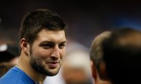 Tebow Should be Signed by Jaguars, Says White House Petition