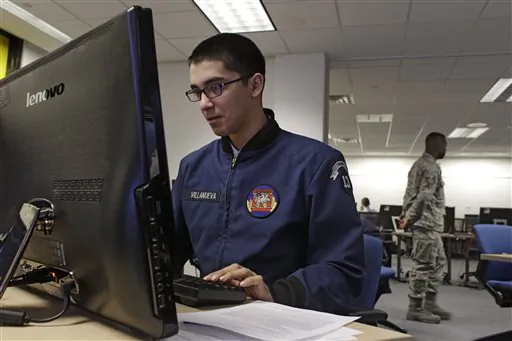 Tariffs on Chinese Display Technology Could Cut US Military Dependence: Policy Group