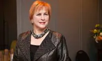 Singer Says Shen Yun Music is ‘Very Powerful’ and ‘Healing’