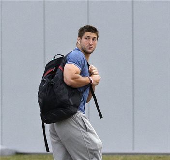 Tim Tebow Dolphins: Unnamed Sources Deny Rumors