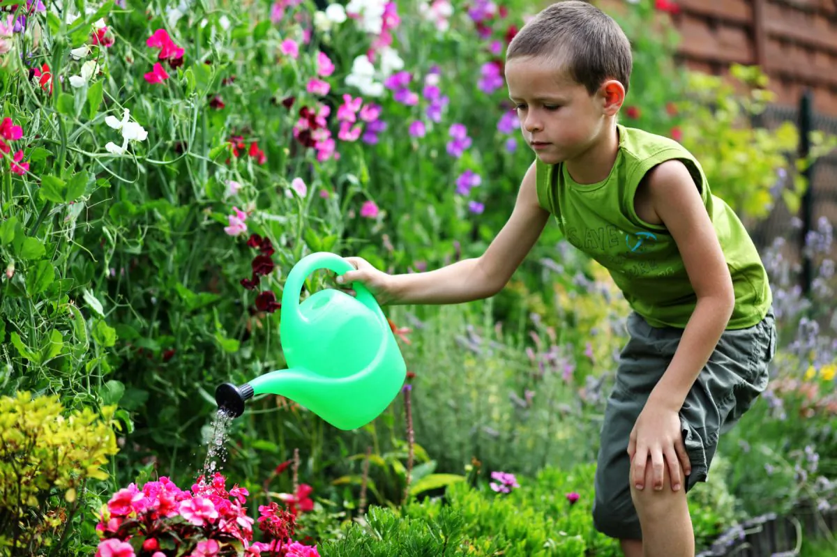 Involving the kids in gardening is a great way to spend time together.(Monika Adamczyk/Photos.com) 
