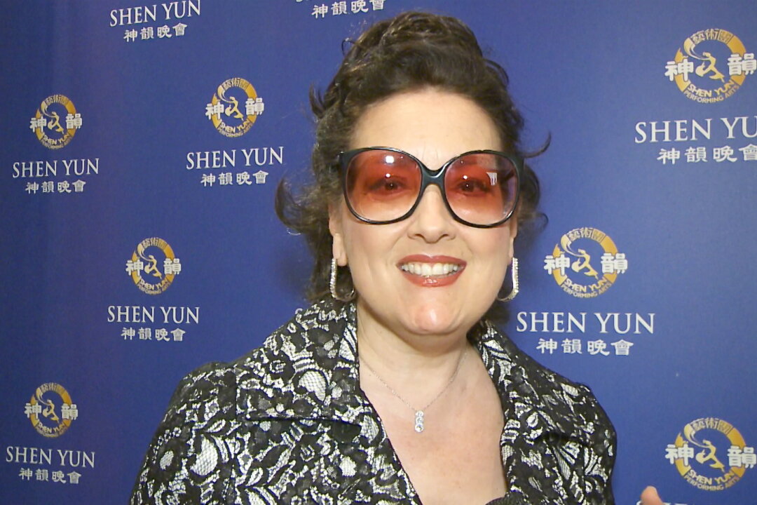 Cristina Fontanelli, an opera singer and television personality, enjoys Shen Yun Performing Arts at  Lincoln Center’s David H. Koch Theater on the evening of April 27. She said Shen Yun "is a show of great beauty and it lifts up humanity.” (Courtesy of NTD Television)