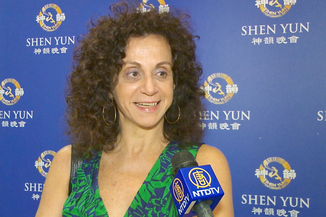 Lucia Barata, filmmaker and artist, enjoys Shen Yun Performing Arts at New York's Lincoln Center on April 28. (Courtesy of NTD Television)