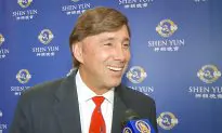 Artist Says Shen Yun ‘Daring’ in Use of Beautiful Colors