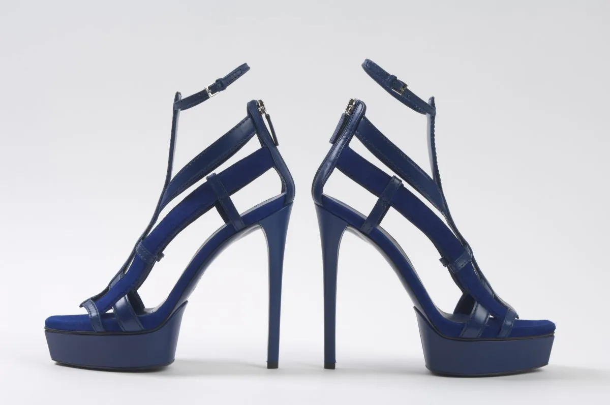 Gucci, Spring 2010, from the collection of the Baroness Monica von Neumann. (Courtesy of The Museum at FIT)