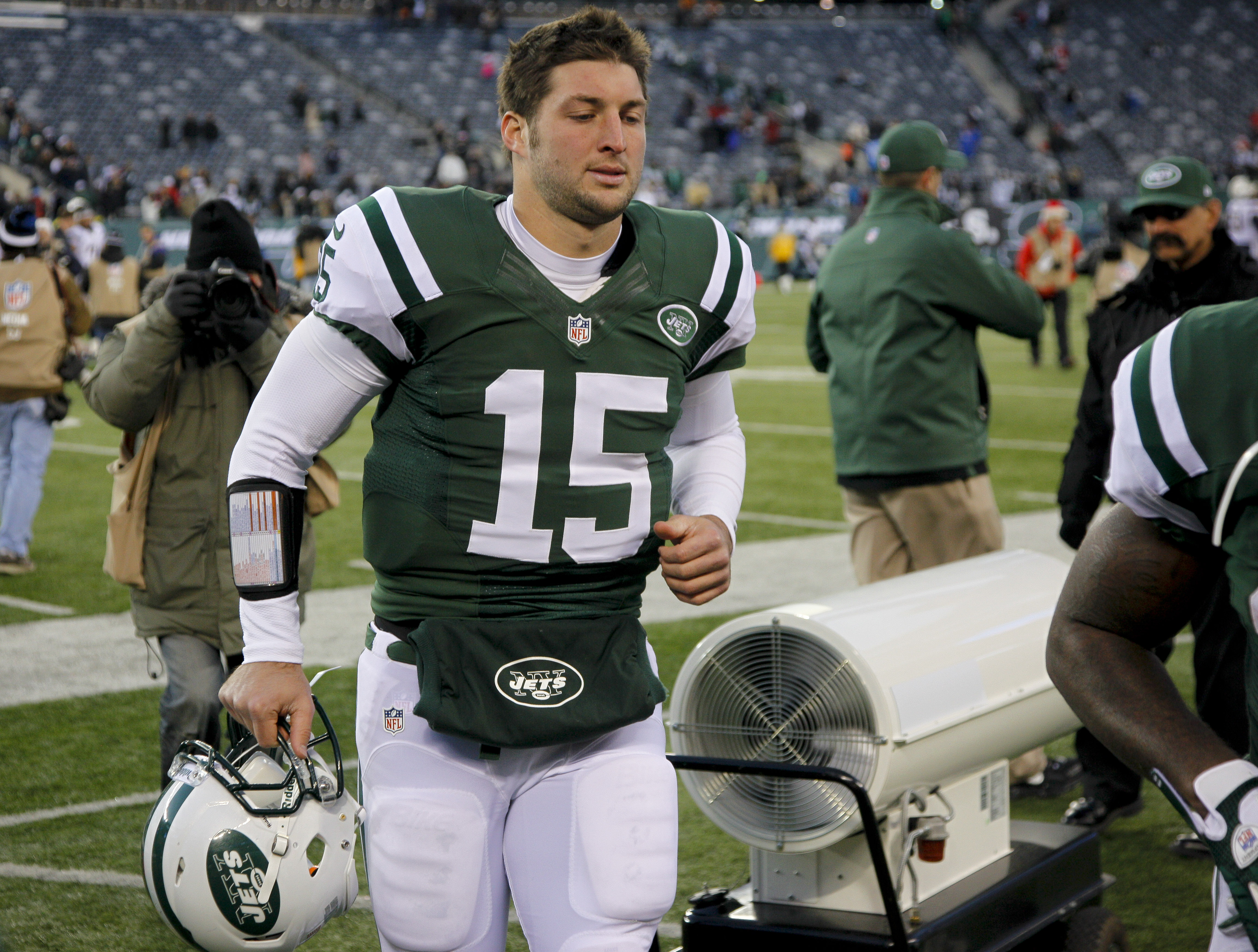 Jets waive Tim Tebow after one season