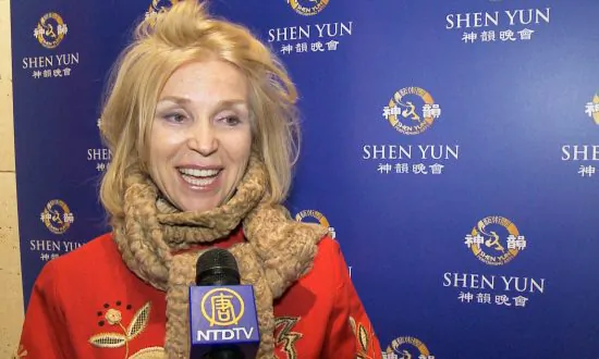 Former Ballerina Praises Shen Yun’s ‘Perfect Technique’