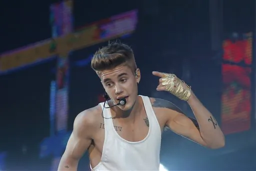 Bieber May Sue Guests If They Talk About His Parties