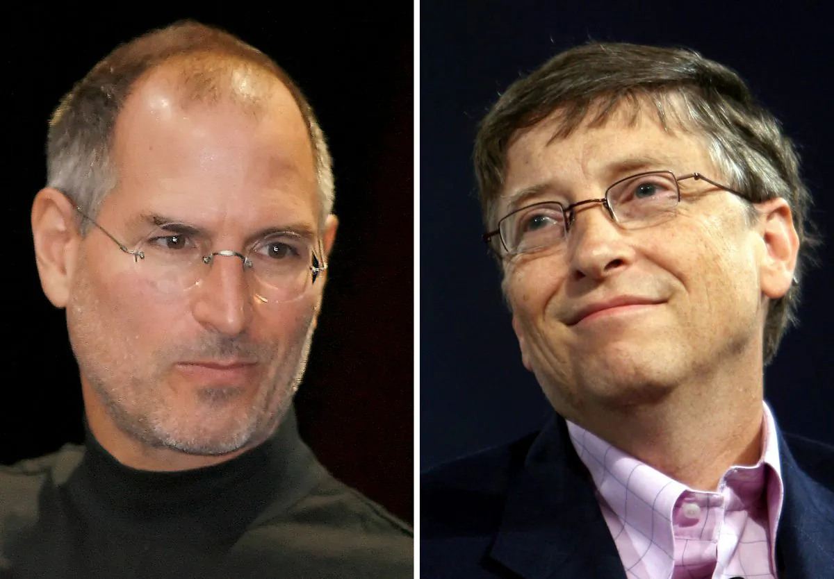 This combo shows file photos of deceased Apple chief executive Steve Jobs (L), in 2007, Microsoft's former head Bill Gates (R) during the opening keynote at the RSA conference at San Francisco's Moscone Center on February 6, 2007. (Tony Avelar/AFP/Getty Images)