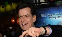 Sheen Changes Name Back to Carlos Estevez