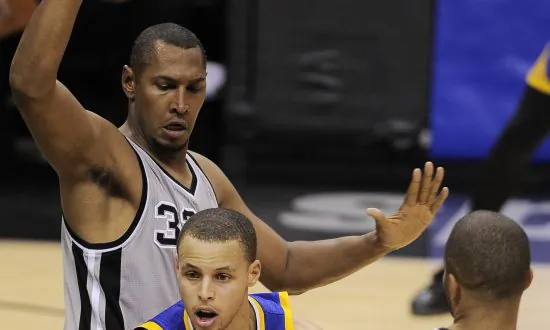Golden State Warriors Defeated by Spurs Despite Curry’s 44
