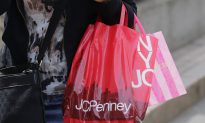US Retail Sales Plunged a Record 16 Percent in April As Virus Hit