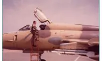 Peruvian Jet Pilot Tells of Tangle With UFO (+Photos)