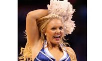 ‘Chunky’ Cheerleader Responds to Criticism (+Video)