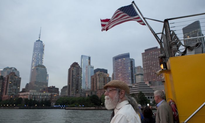 Passengers on a boat that toured the New York Harbor on June 18. (Samira Bouaou/Epoch Times)
