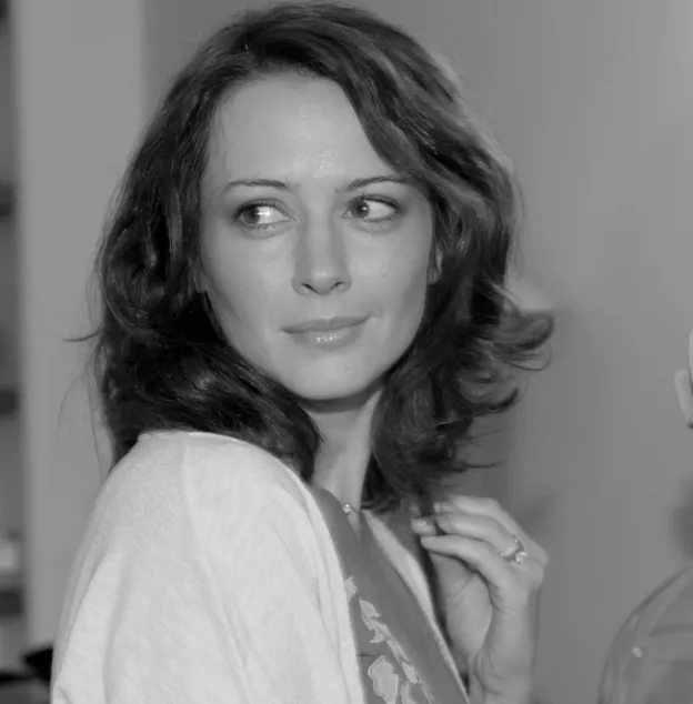 Beatrice (played by Amy Acker) in a modern-day telling of Shakespeare's classic romantic comedy “Much Ado About Nothing.” (Courtesy of Bellwether Pictures)