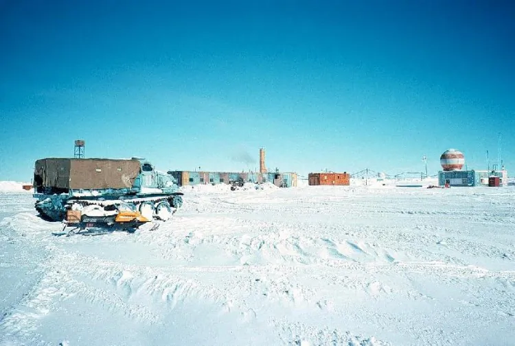 A general view of Vostok Station, circa 1997. On the left is a World War II era tracked vehicle next to a skidoo used by U.S. scientist Stephen Price and the people with him. (Stephen Price)
