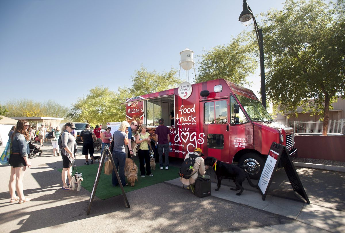 A food truck for dogs will be in NYC on June 29. It is run by celebrity Chef Michael's. Chef Rocco DiSpirito is parterning with Chef Michae's for his upcoming event. (Courtesy of Chef Michael's)