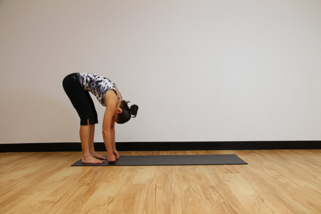 Keep your spine healthy and your whole body flexible with this stretch. (Jocelyn Bong)