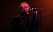 Robert Plant Revived Zeppelin Classics With Mature Voice (+Video)