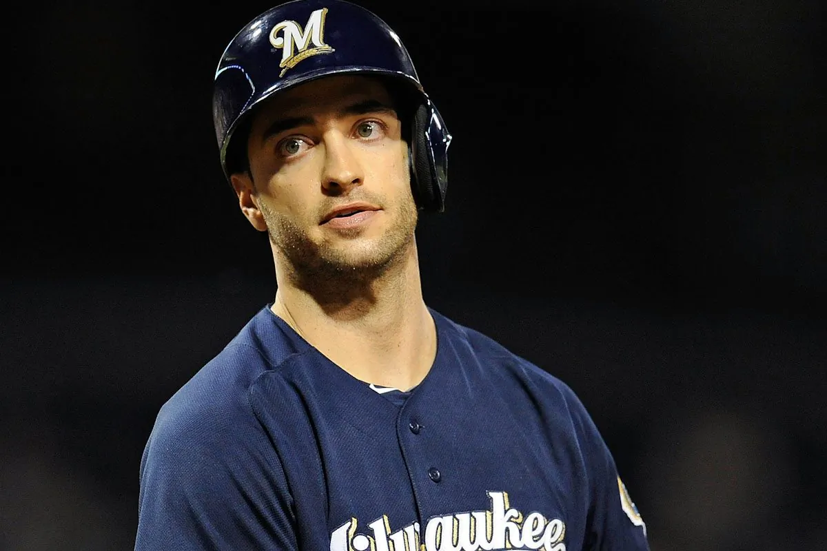 Ryan Braun #8 of the Milwaukee Brewers bats against the Pittsburgh Pirates at PNC Park in Pittsburgh, Penn., on May 15, 2013. (Joe Sargent/Getty Images)