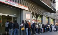 The U.S. and the Euro Crisis: Lessons From a Comparison