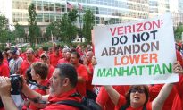 Protesters Want Verizon to Keep 1,100 Jobs in Lower Manhattan