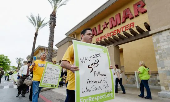 Wal-Mart’s Low Wages Costing Taxpayers Millions