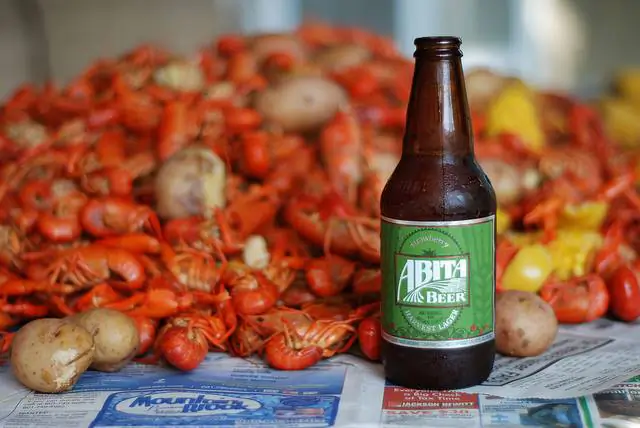 Bourbon Street Bar & Grille is having their fourth annual crawfish feast on June 22 at their Midtown West location. (Courtesy of Bourbon Street Bar & Grille)