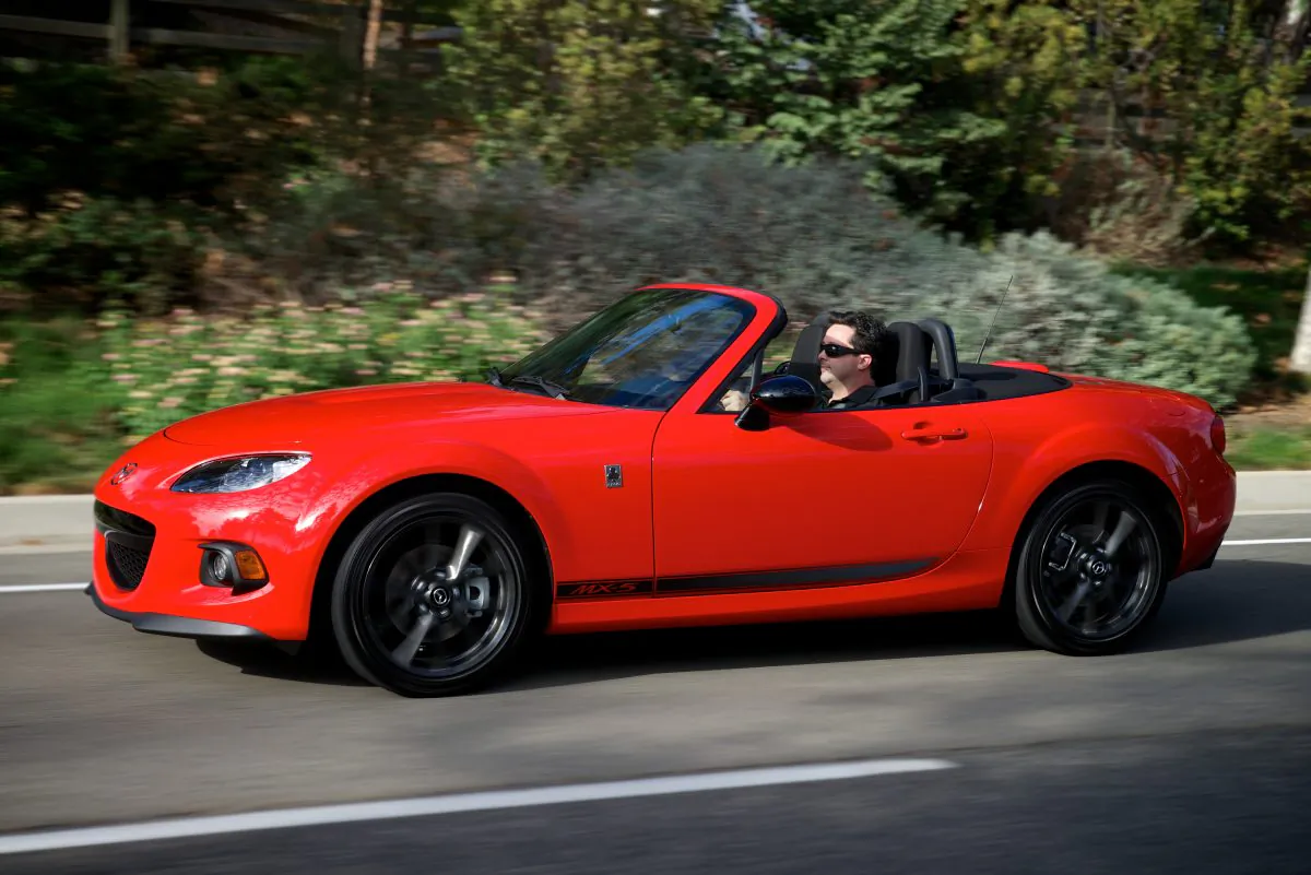 2013 Mazda MX-5 (Courtesy of Mazda)