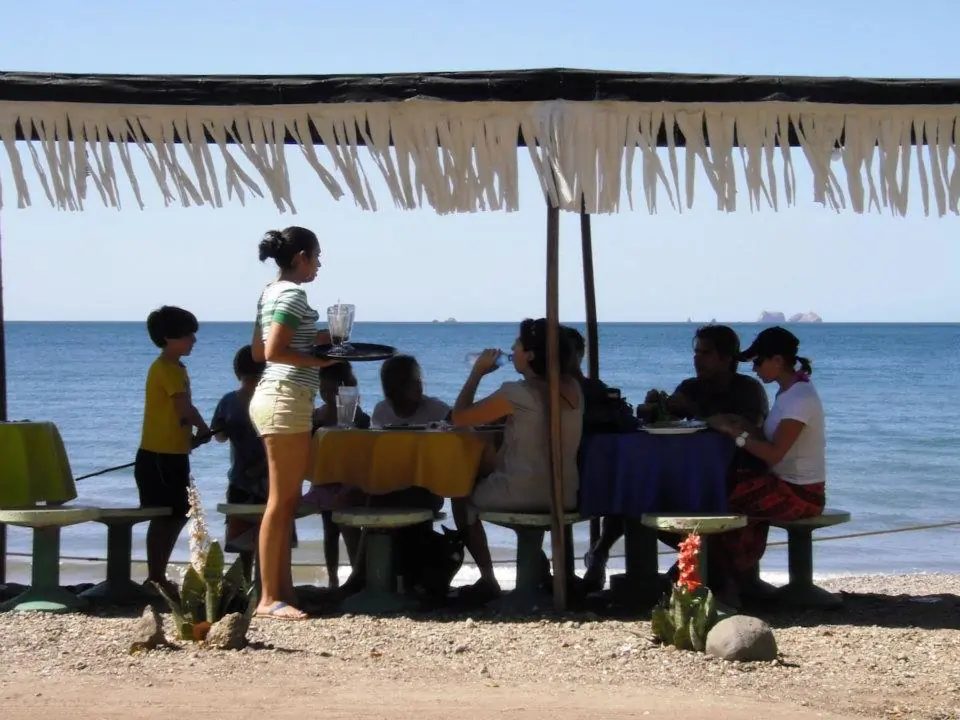 A sea-side meal at a diner near Tamarindo, Costa Rica. Costa Rica is the happiest place on earth, according to the Happy Planet Index. (Tara MacIsaac/Epoch Times)