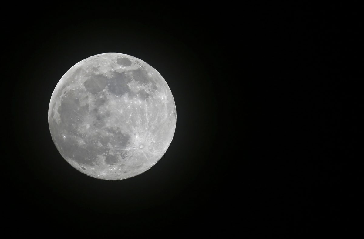 Can A Full Moon Disrupt Human Sleep 