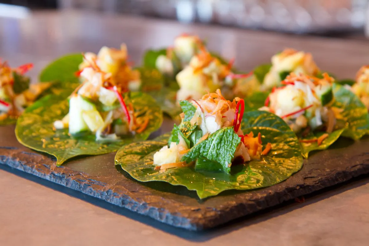 Betel’s vegetarian betel leaf. Betel leaf dishes are common in Thailand food hawker stalls but rare everywhere else. (Jan Jekielek/Epoch Times)