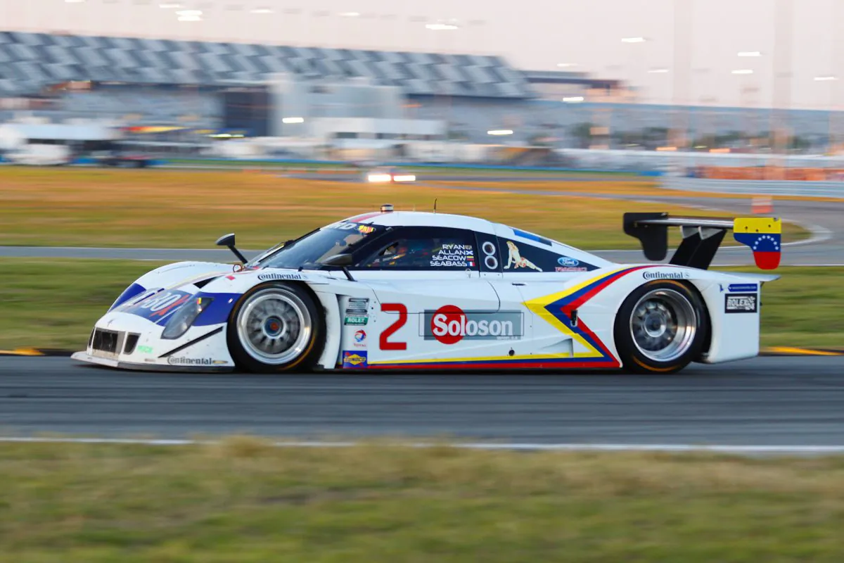 The #2 Starworks Riley of Ryan Dalziel and Alex Popow in action ain the 2013 Rolex 24 at Daytona. The team won its first race of the season at IMS with its new BMW power plant. (Chris Jasurek/Epoch Times)