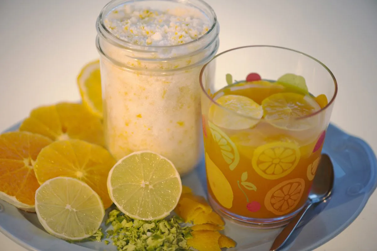 Citrus infused sugar with lemon and orange rinds.(Cat Rooney/The Epoch Times)