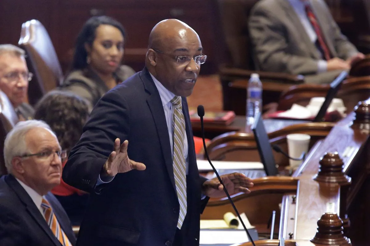 Illinois Sen. Kwame Raoul, D-Chicago, argues concealed carry gun legislation while on the Senate floor during session at the Illinois State Capitol Tuesday, in Springfield, Ill., on July 9, 2013. (AP Photo/Seth Perlman)