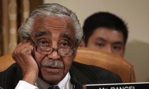 CBO: Minimum Wage Increase Would Cut Poverty, but Also Jobs